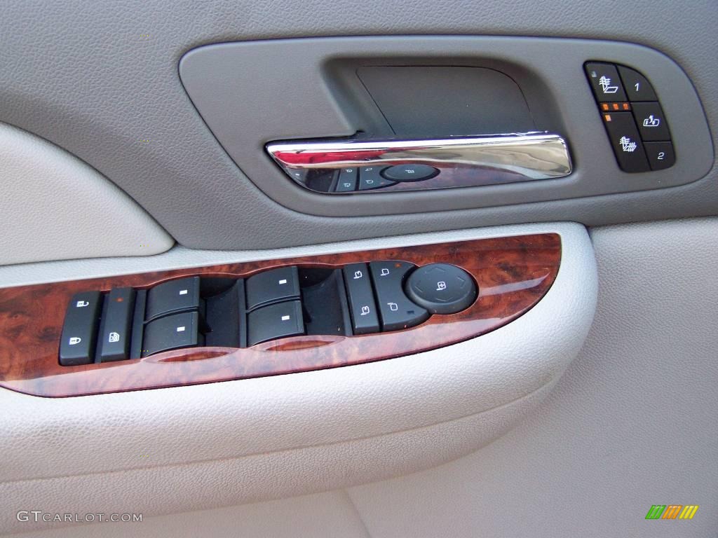 2007 Suburban 1500 LT 4x4 - Dark Blue Metallic / Light Titanium/Dark Titanium photo #10