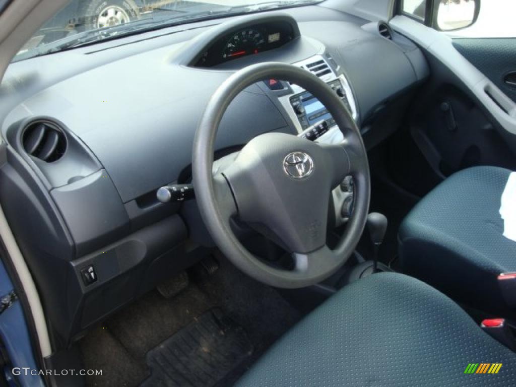 Dark Charcoal Interior 2008 Toyota Yaris 3 Door Liftback Photo #38265715