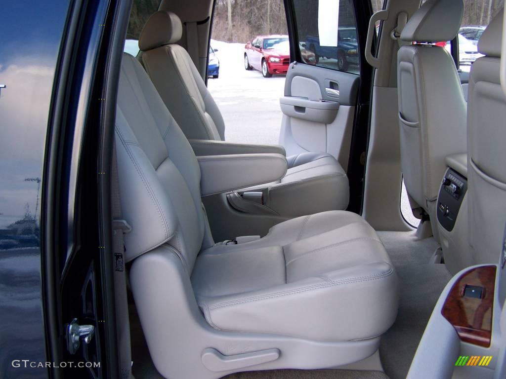 2007 Suburban 1500 LT 4x4 - Dark Blue Metallic / Light Titanium/Dark Titanium photo #13