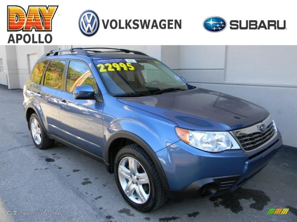 2009 Forester 2.5 X Premium - Newport Blue Pearl / Platinum photo #1