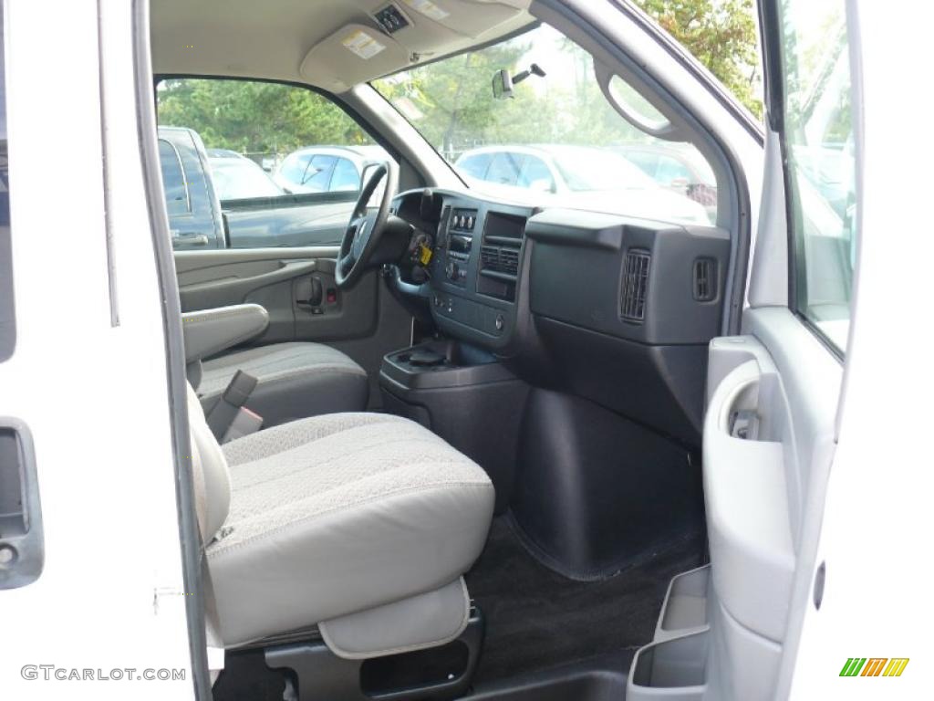 Medium Pewter Interior 2010 Chevrolet Express LT 3500 Extended Passenger Van Photo #38270157