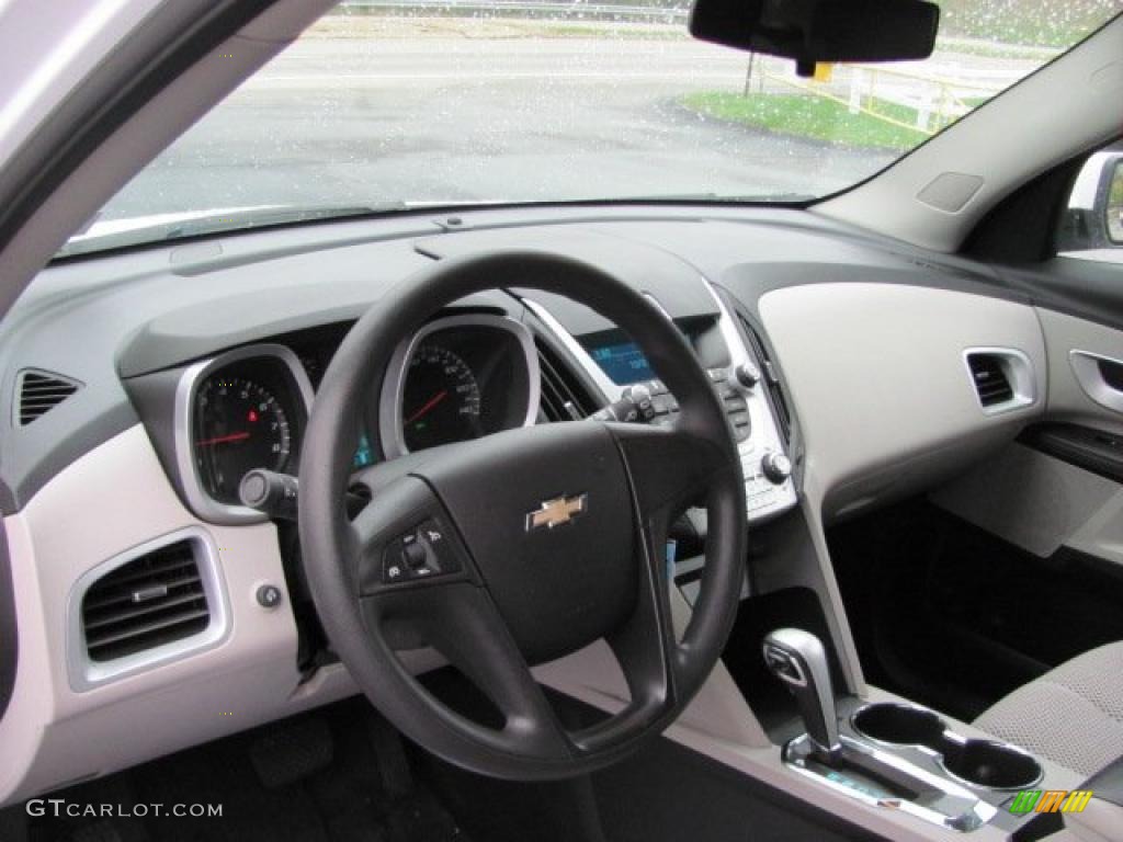 2010 Equinox LT AWD - Summit White / Jet Black/Light Titanium photo #14