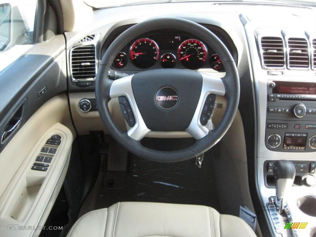 2011 GMC Acadia SLT Cashmere Steering Wheel Photo #38277588