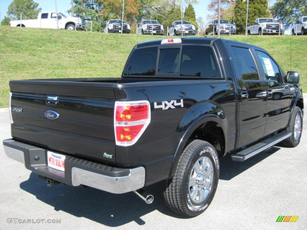 2010 F150 Lariat SuperCrew 4x4 - Tuxedo Black / Black photo #6