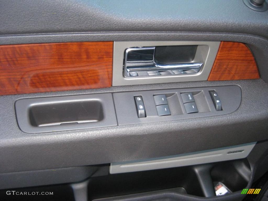 2010 F150 Lariat SuperCrew 4x4 - Tuxedo Black / Black photo #14