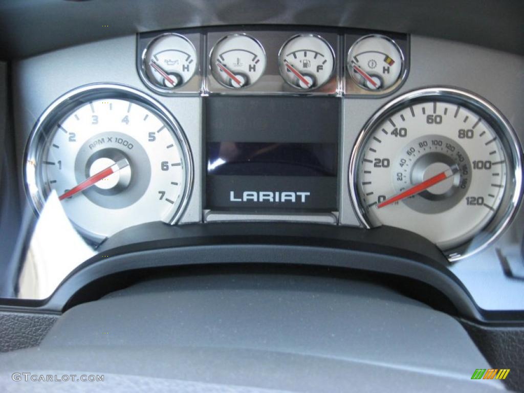 2010 F150 Lariat SuperCrew 4x4 - Tuxedo Black / Black photo #28