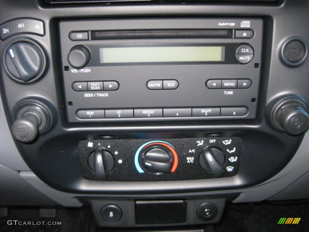 2011 Ford Ranger Sport SuperCab 4x4 Controls Photo #38280328