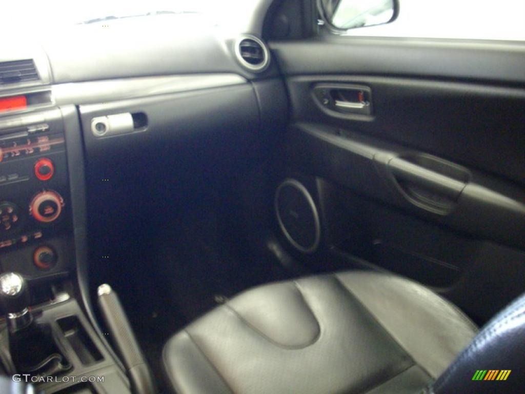 2006 MAZDA3 s Grand Touring Hatchback - Titanium Gray Metallic / Black photo #20