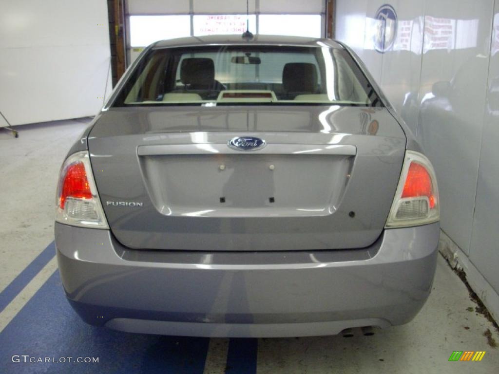 2007 Fusion S - Tungsten Grey Metallic / Light Stone photo #5