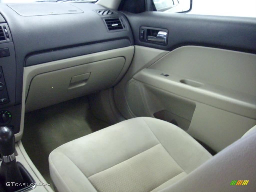 2007 Fusion S - Tungsten Grey Metallic / Light Stone photo #11