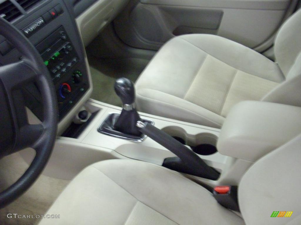 2007 Fusion S - Tungsten Grey Metallic / Light Stone photo #23