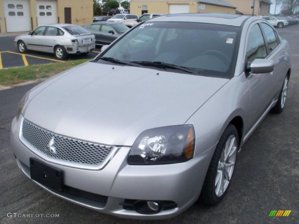 2011 Galant SE - Quick Silver / Gray Sport photo #1