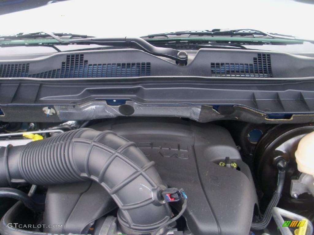2011 Dodge Ram 2500 HD SLT Crew Cab 4x4 Engine Photos