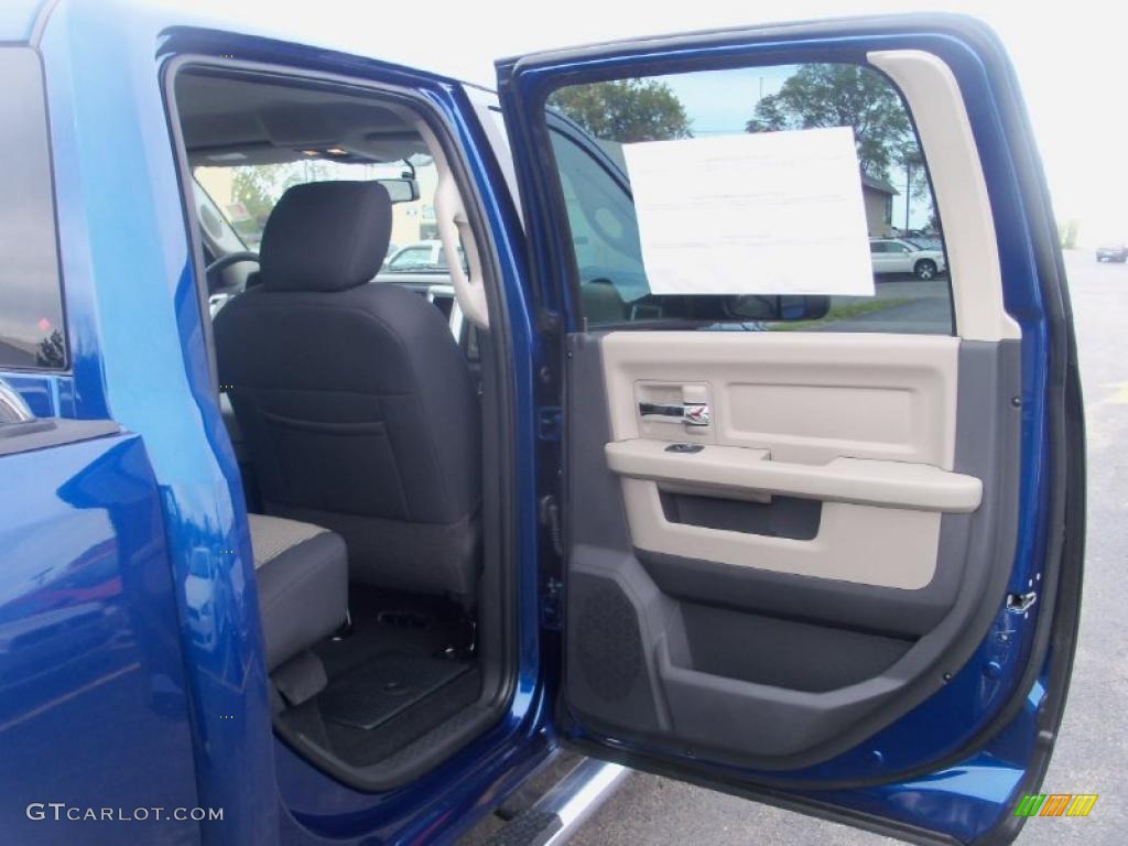 Dark Slate/Medium Graystone Interior 2011 Dodge Ram 2500 HD SLT Crew Cab 4x4 Photo #38283880