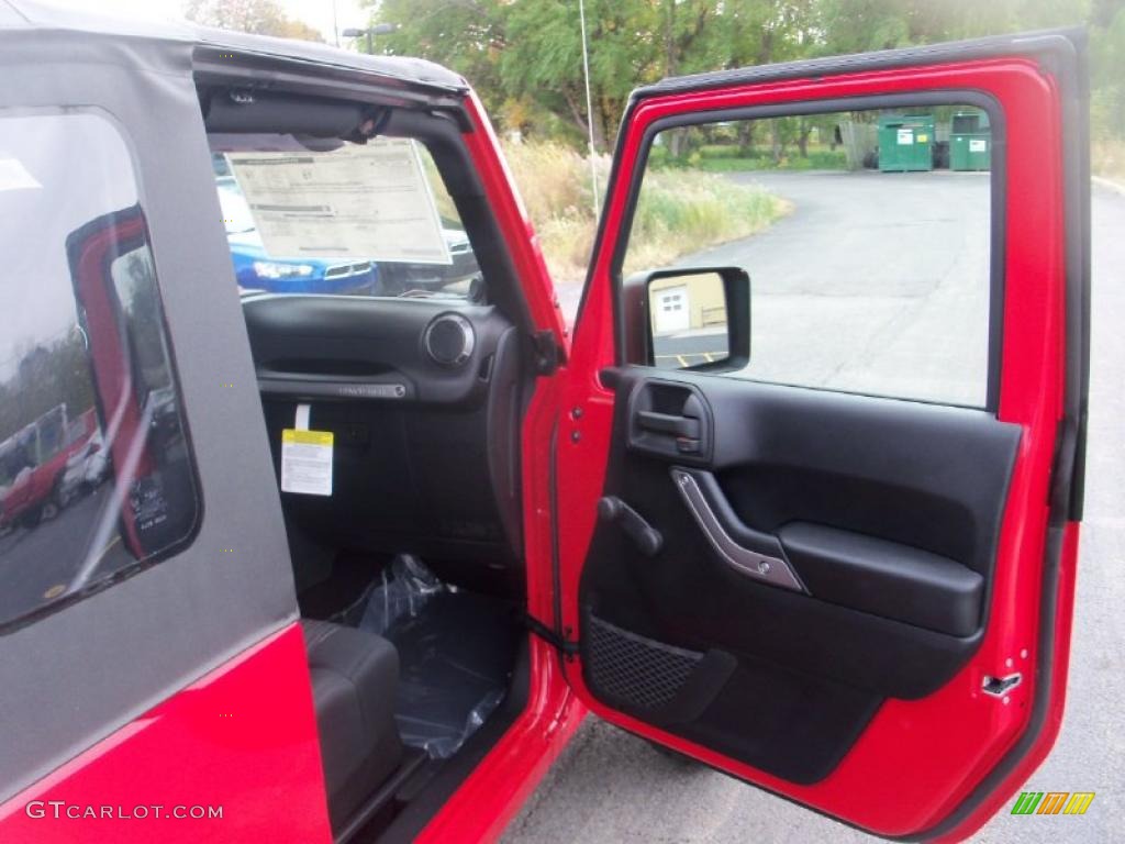 2011 Wrangler Sport 4x4 - Flame Red / Black photo #20