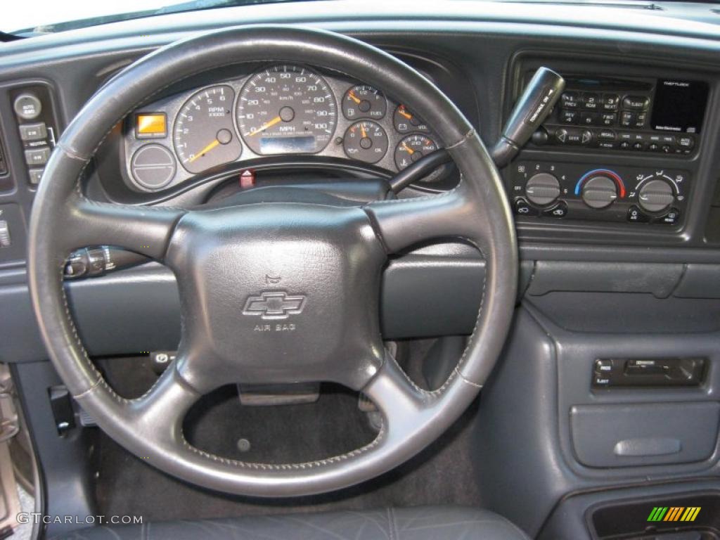 2002 Chevrolet Silverado 1500 LT Extended Cab 4x4 Graphite Gray Steering Wheel Photo #38284280