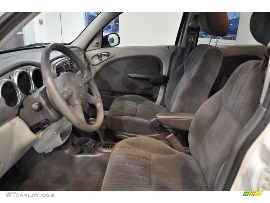 Taupe/Pearl Beige Interior 2001 Chrysler PT Cruiser Standard PT Cruiser Model Photo #38290345
