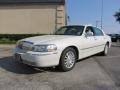 2004 Vibrant White Lincoln Town Car Ultimate  photo #3