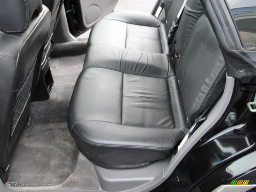 Gray Interior 2003 Subaru Outback Limited Wagon Photo #38292753