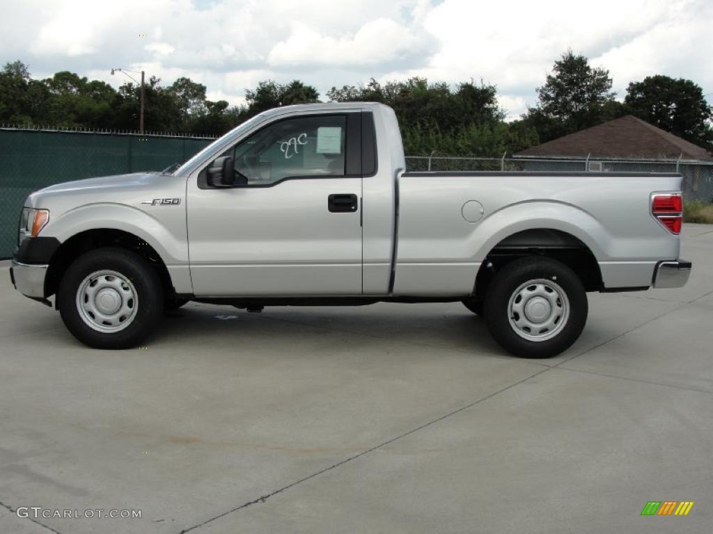 2010 F150 XL Regular Cab - Ingot Silver Metallic / Medium Stone photo #6