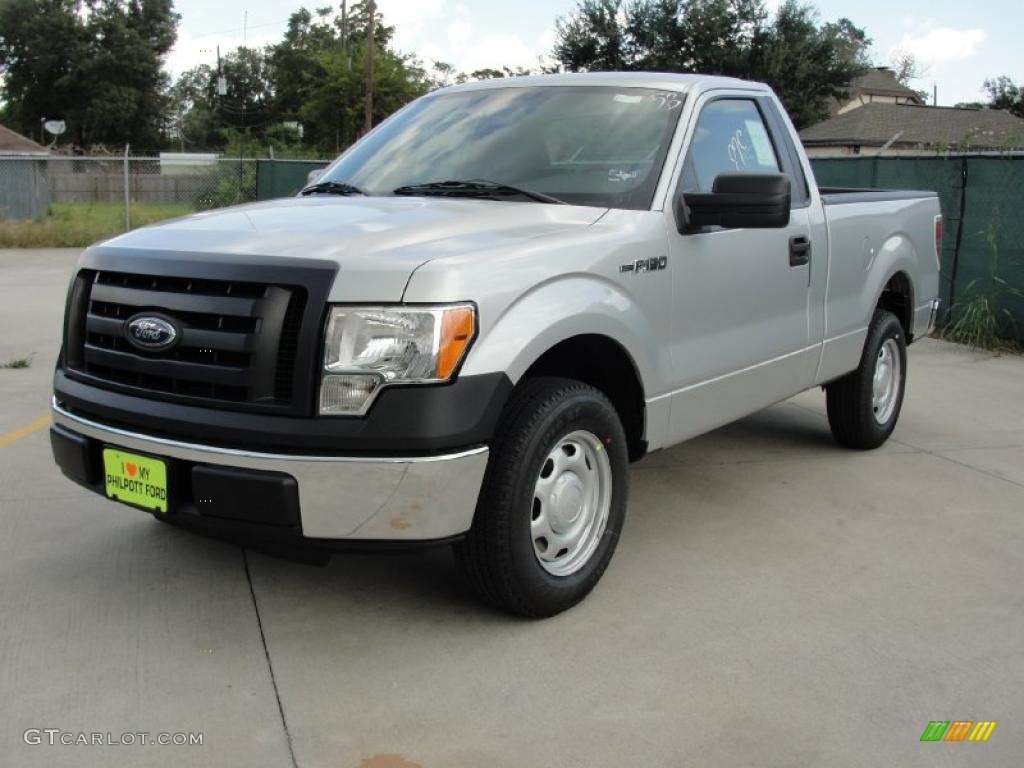 2010 F150 XL Regular Cab - Ingot Silver Metallic / Medium Stone photo #7