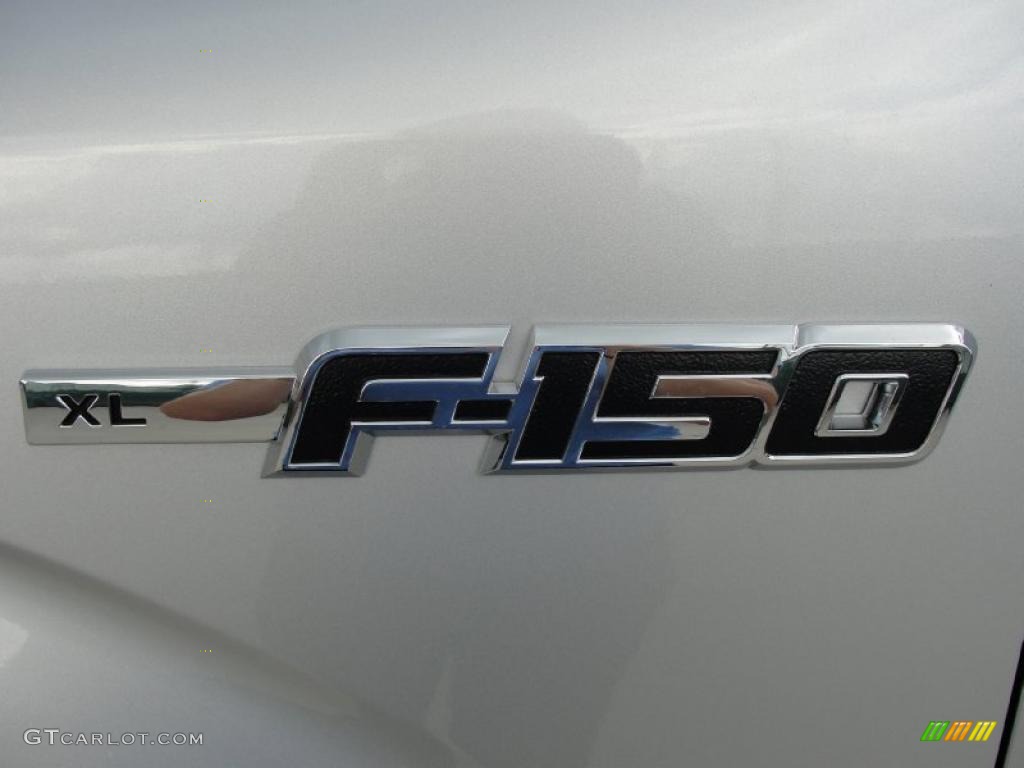 2010 F150 XL Regular Cab - Ingot Silver Metallic / Medium Stone photo #10