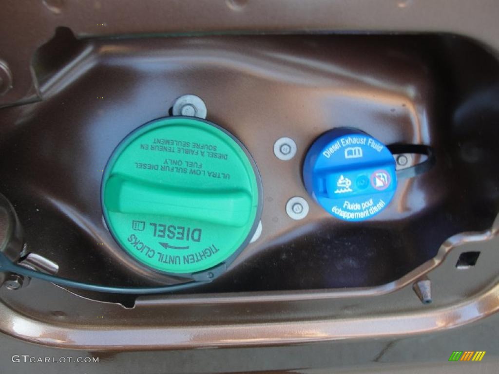 2011 F350 Super Duty King Ranch Crew Cab 4x4 Dually - Golden Bronze Metallic / Chaparral Leather photo #17