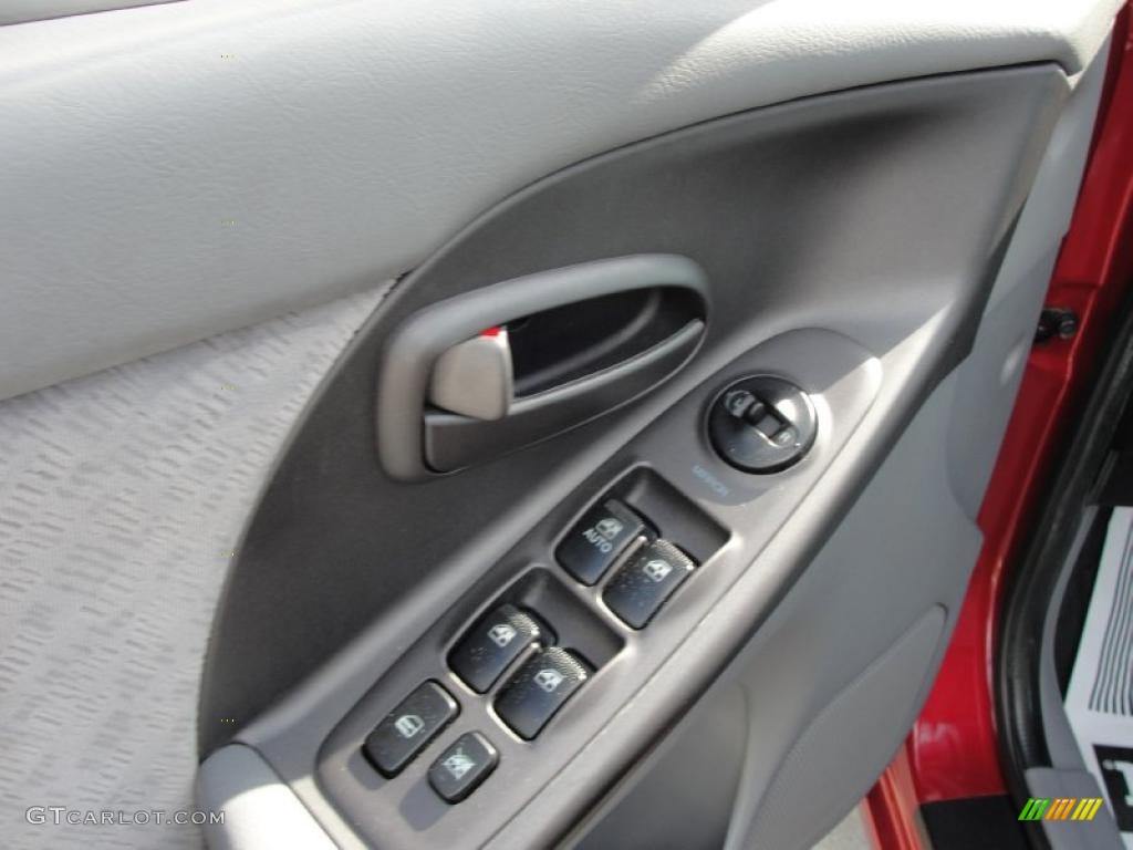 2004 Elantra GLS Sedan - Crimson Dark Red / Gray photo #30