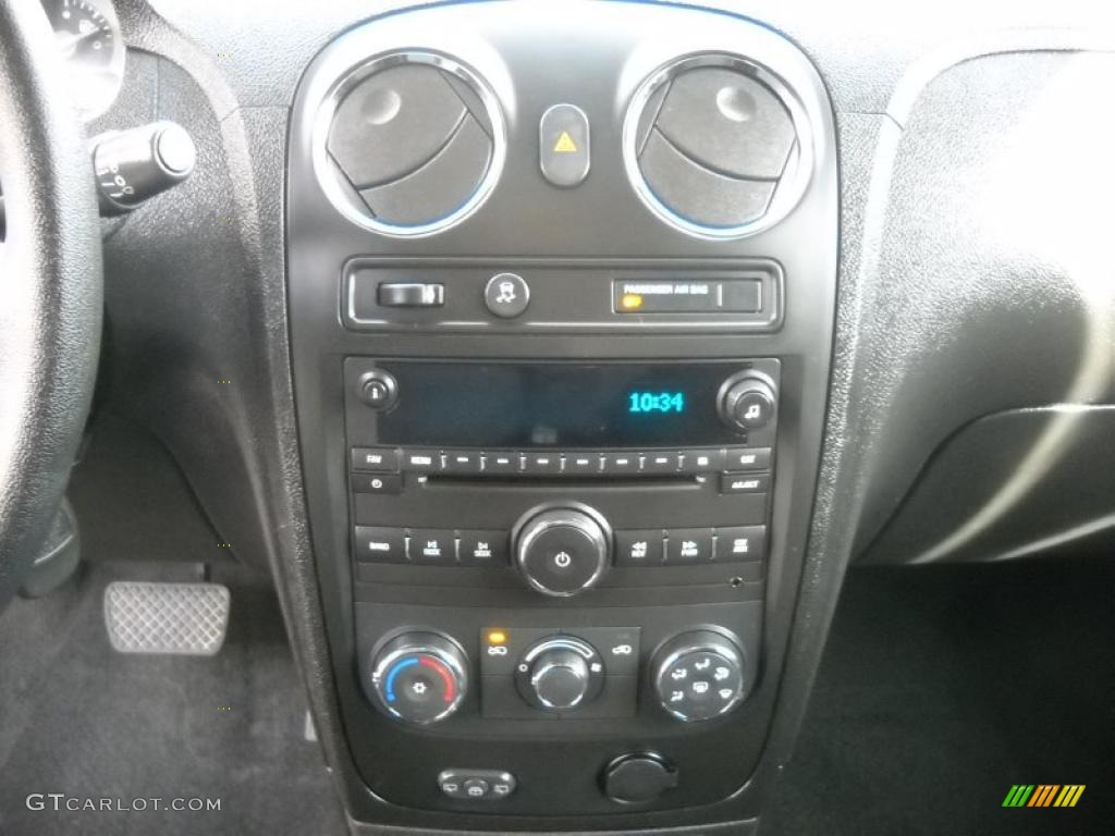 2009 Chevrolet HHR LS Panel Controls Photo #38297723