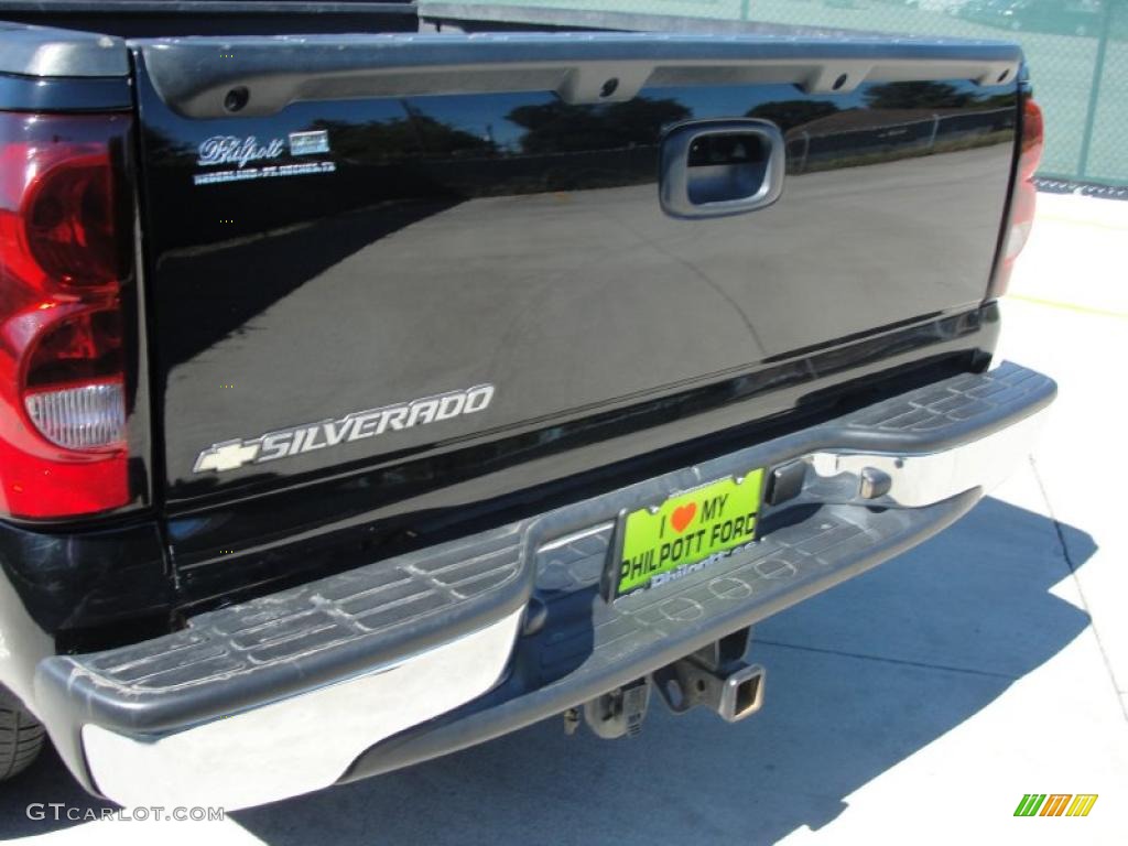 2006 Silverado 1500 LS Crew Cab - Black / Dark Charcoal photo #15