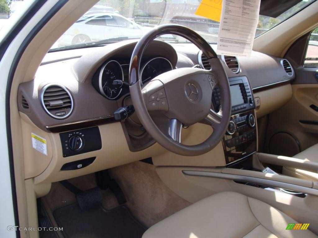 2008 Mercedes-Benz GL 450 4Matic Macadamia Dashboard Photo #38299071