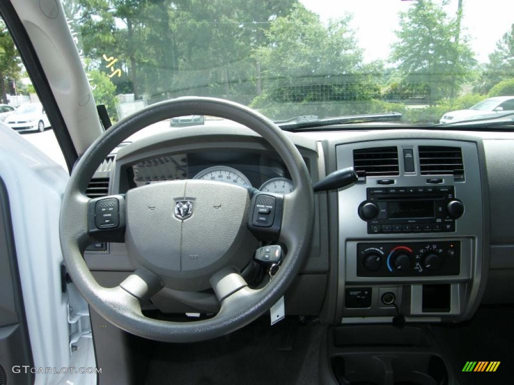 2007 Dodge Dakota SLT Club Cab Medium Slate Gray Dashboard Photo #38299279
