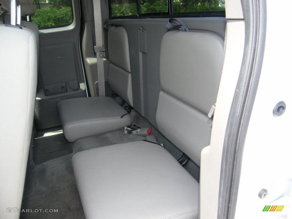 2007 Dodge Dakota SLT Club Cab interior Photo #38299333
