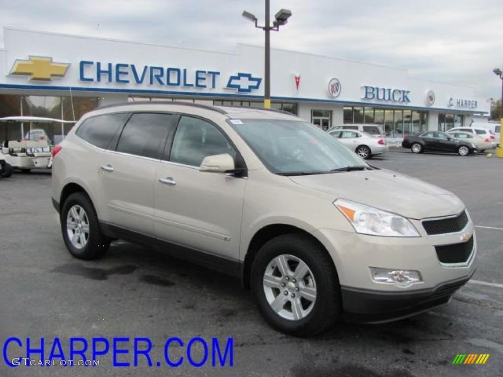 Gold Mist Metallic Chevrolet Traverse