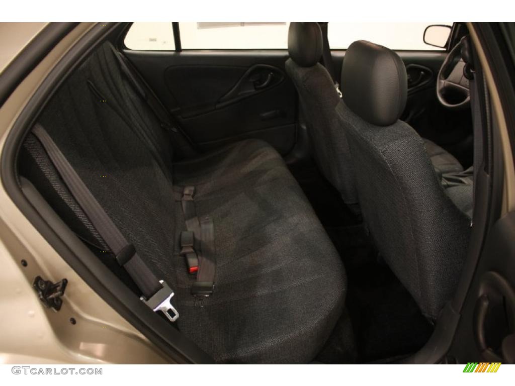 Graphite Interior 2002 Chevrolet Cavalier Sedan Photo #38305419