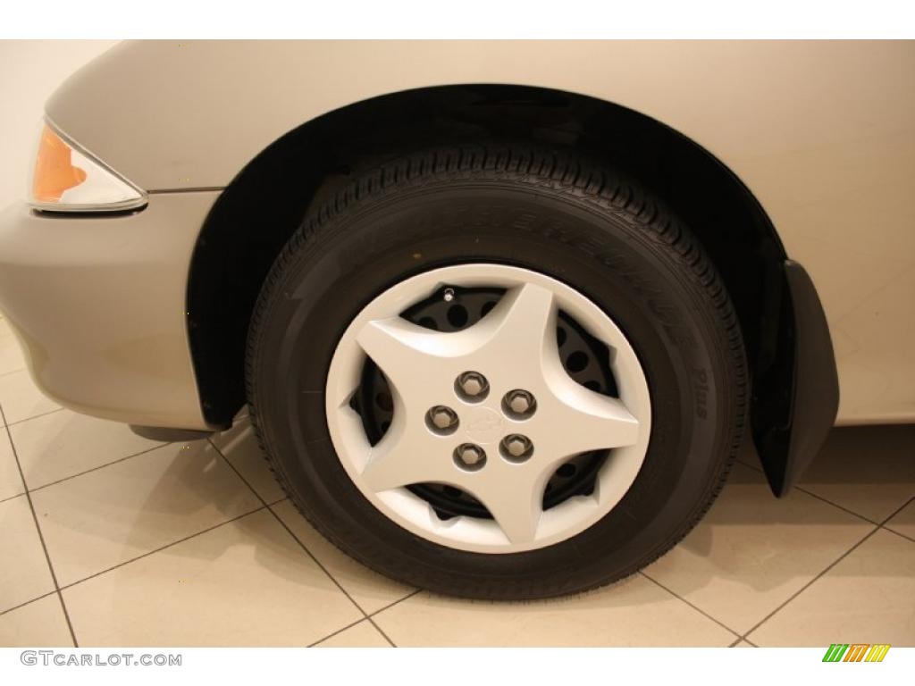 2002 Chevrolet Cavalier Sedan Wheel Photo #38305515