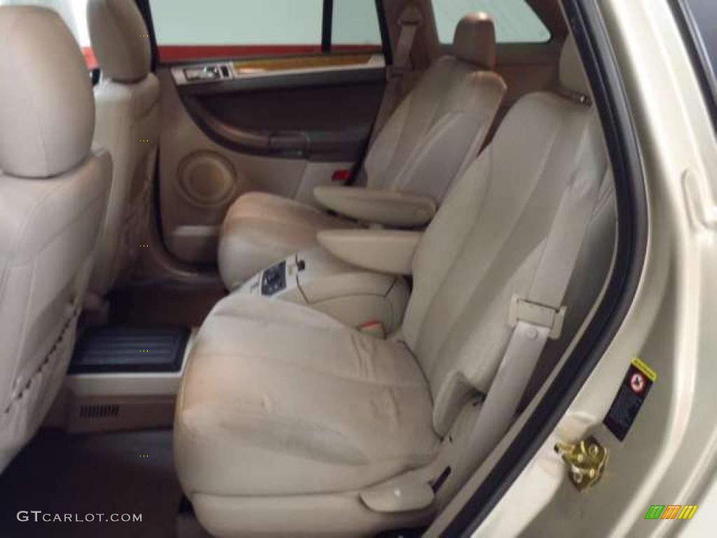 Light Taupe Interior 2005 Chrysler Pacifica Limited AWD Photo #38306635