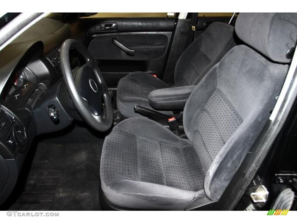 1999 Golf GLS 4 Door - Uni Black / Black photo #7
