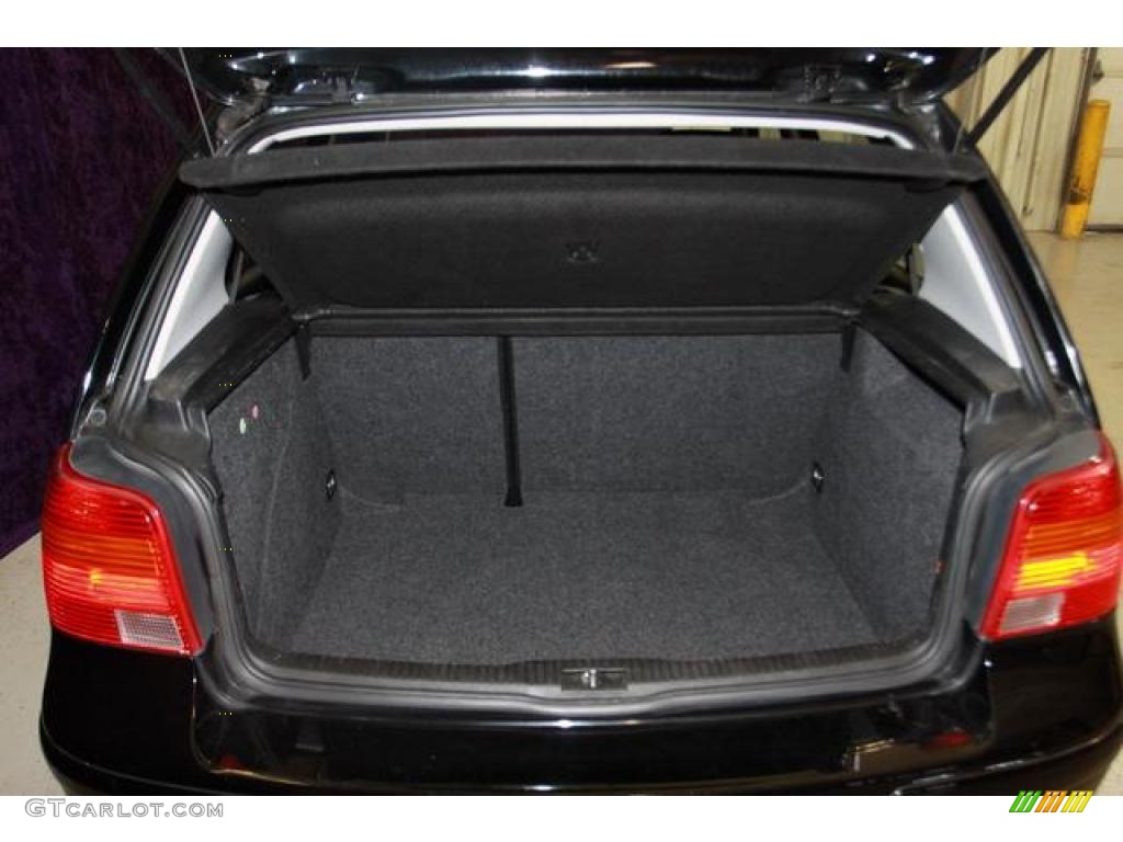 1999 Golf GLS 4 Door - Uni Black / Black photo #19