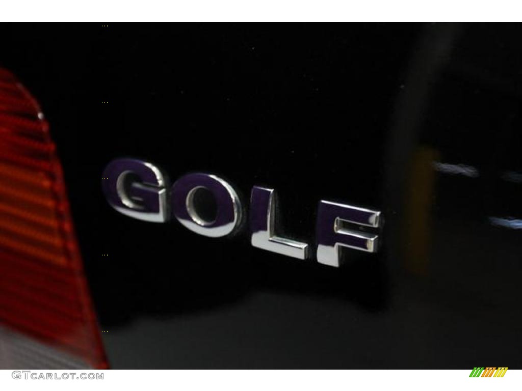1999 Golf GLS 4 Door - Uni Black / Black photo #23