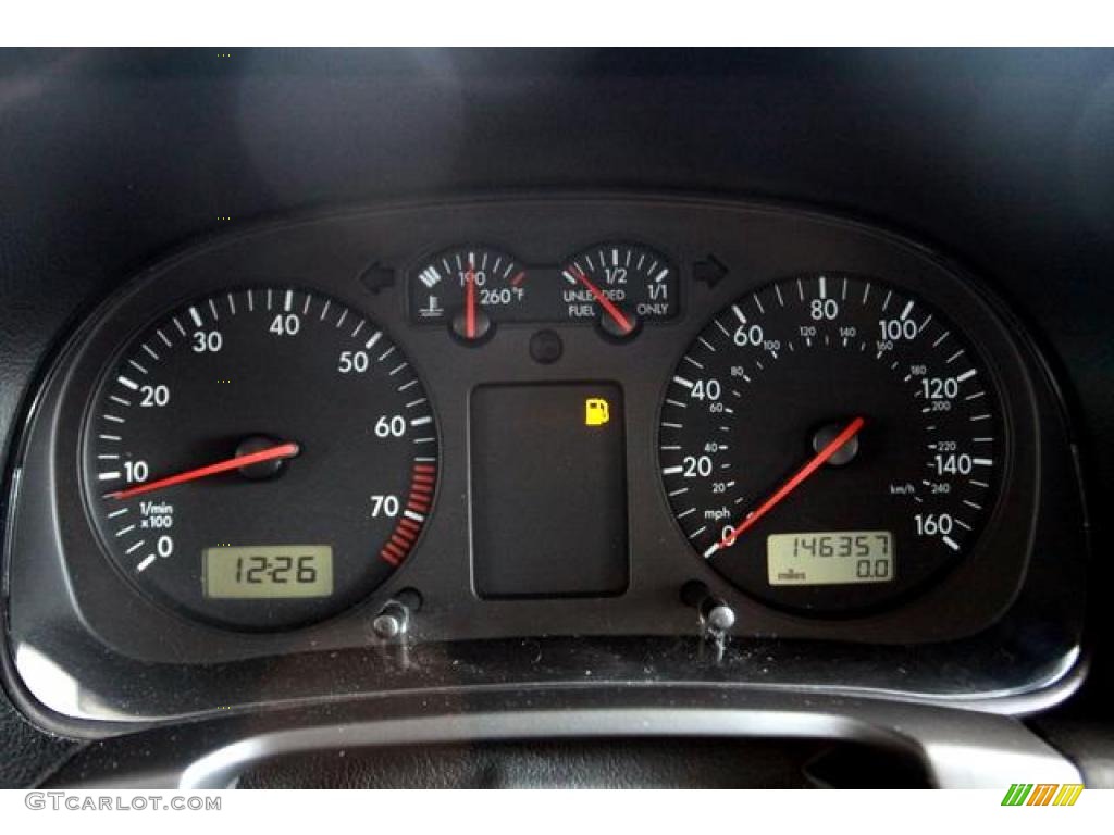 1999 Golf GLS 4 Door - Uni Black / Black photo #31