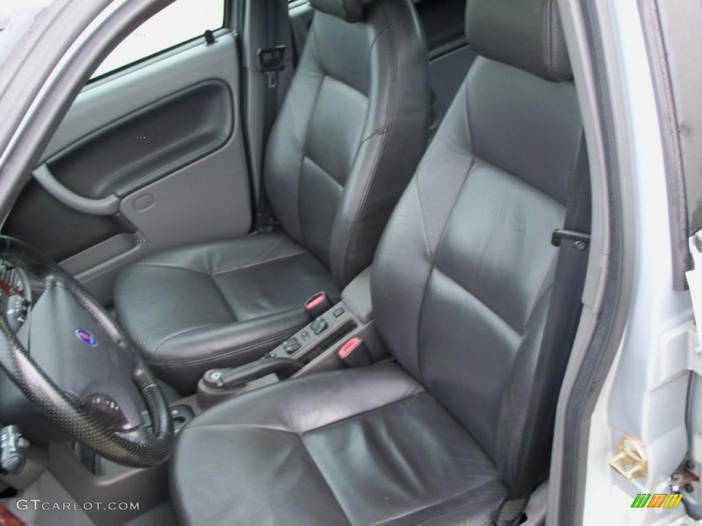 Charcoal Gray Interior 2002 Saab 9-3 SE Sedan Photo #38307487