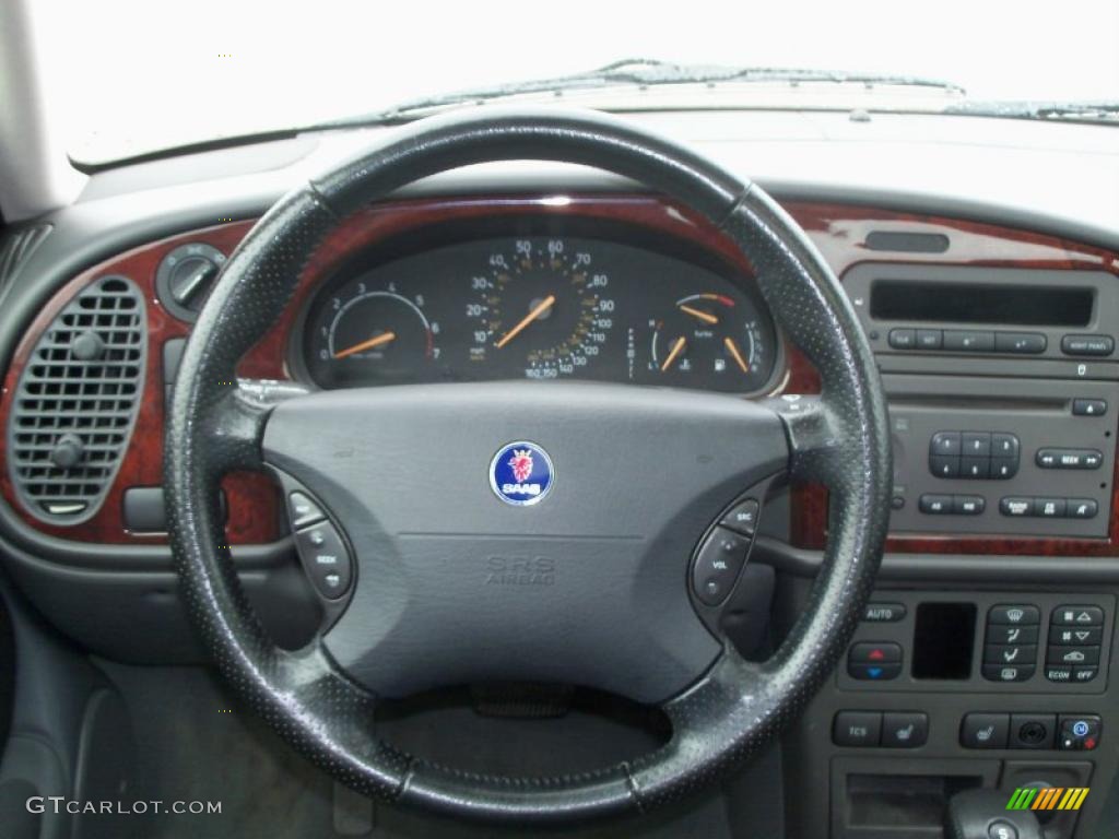 2002 Saab 9-3 SE Sedan Charcoal Gray Steering Wheel Photo #38307547