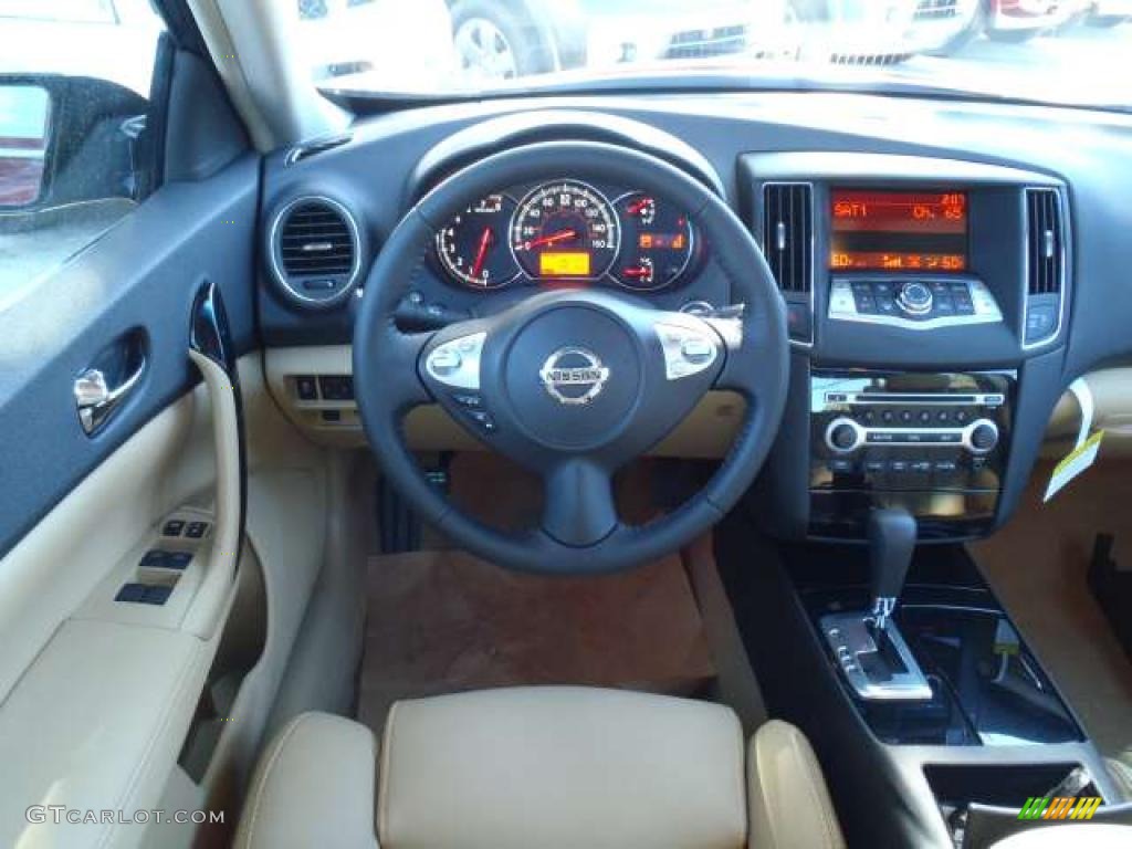 2011 Nissan Maxima 3.5 SV Cafe Latte Dashboard Photo #38308059