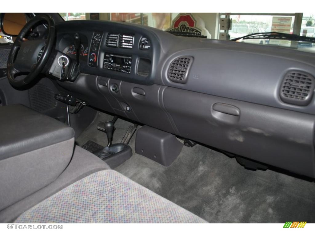 2001 Dodge Ram 1500 Sport Regular Cab 4x4 Agate Dashboard Photo #38309371