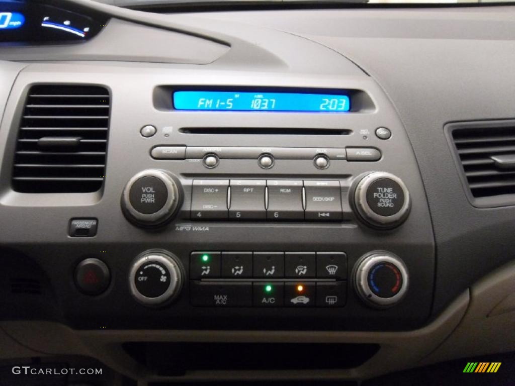 2011 Honda Civic LX Sedan Controls Photo #38310207