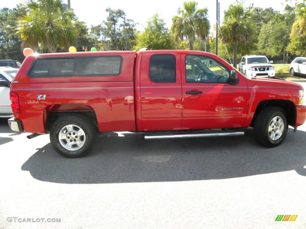 2009 Silverado 1500 LT Extended Cab 4x4 - Victory Red / Light Cashmere photo #12