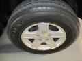 2005 Dodge Durango SLT Wheel and Tire Photo
