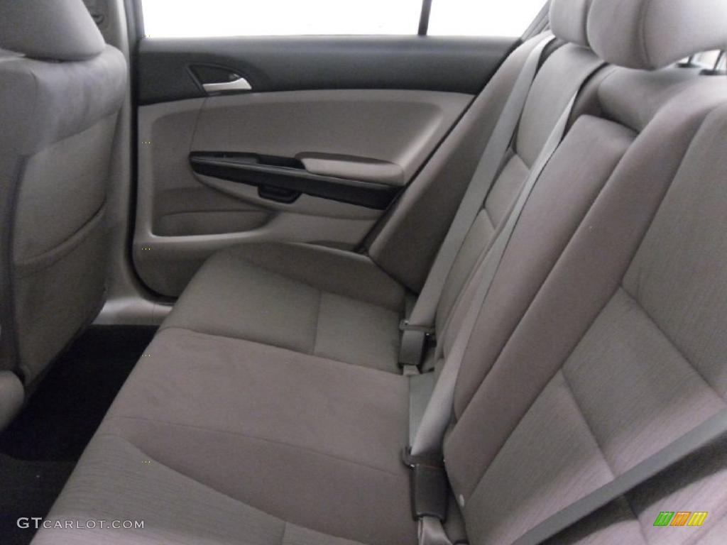 2011 Accord LX-P Sedan - Polished Metal Metallic / Gray photo #17