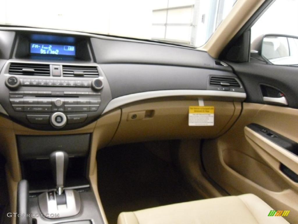 Ivory Interior 2011 Honda Accord SE Sedan Photo #38313199